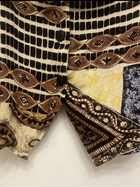 Vintage Cream Ruffle-Collar Blouse with Multi-Pattern Front - Picture 3 of 8